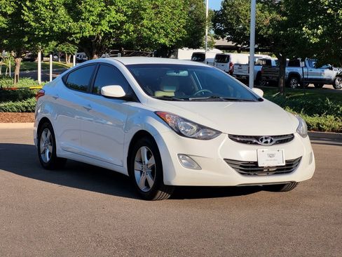 Used 2012 Hyundai Elantra GLS w/ Preferred Pkg 3 FWD image 8
