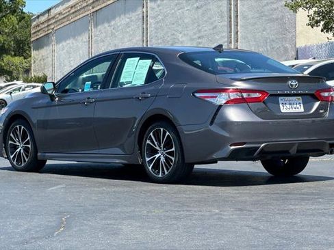 Certified 2020 Toyota Camry SE FWD image 7