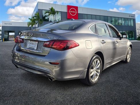 Used 2015 INFINITI Q70 3.7 image 7