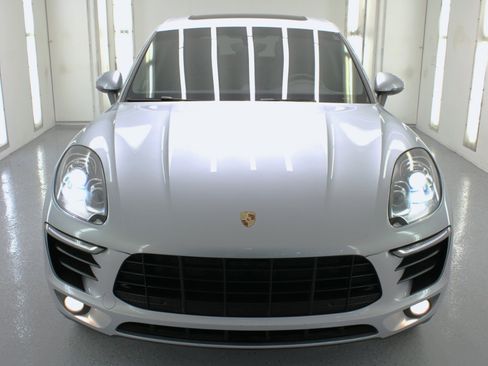 Used 2016 Porsche Macan S image 3