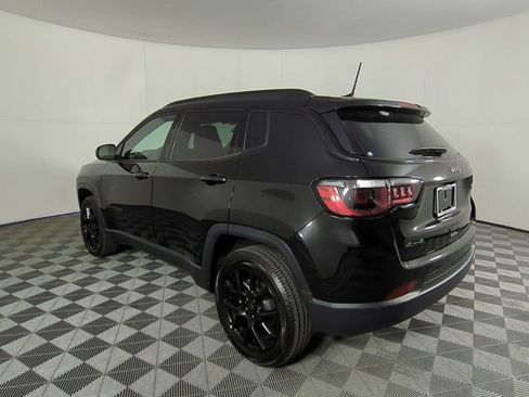 New 2026 Jeep Compass Latitude image 6