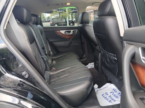 Used 2013 INFINITI FX37 AWD w/ Premium Pkg image 15