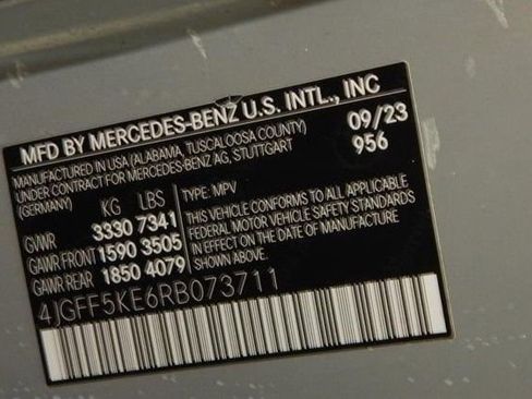 Used 2024 Mercedes-Benz GLS 450 4MATIC image 17