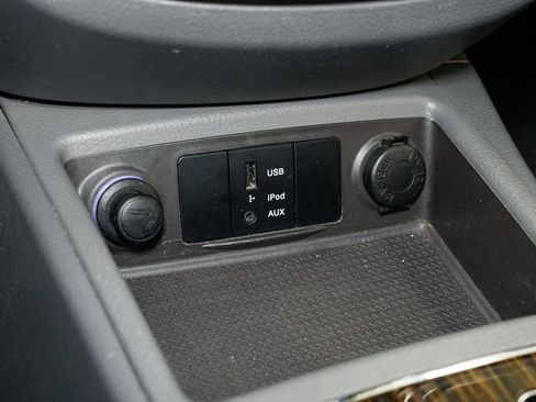 Used 2011 Hyundai Santa Fe GLS image 16