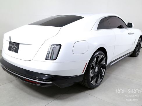 Used 2024 Rolls-Royce Spectre w/ Spectre Launch Package image 2