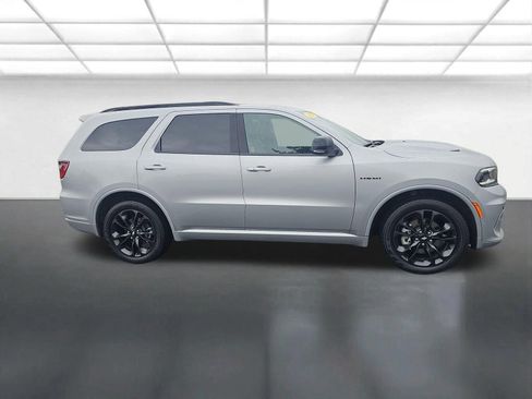 Certified 2025 Dodge Durango R/T w/ Blacktop Package image 2