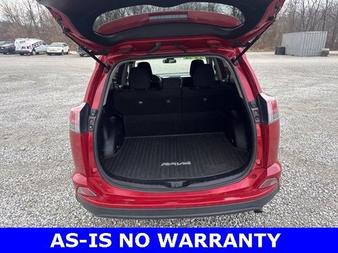 Used 2017 Toyota RAV4 LE image 16