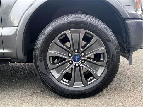 Used 2018 Ford F150 XLT w/ Equipment Group 302A Luxury AWD/4WD image 9
