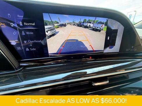 Used 2022 Cadillac Escalade Premium Luxury AWD/4WD image 12