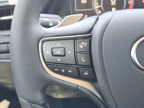 Used 2024 Lexus ES 350 w/ Technology Package FWD image 25