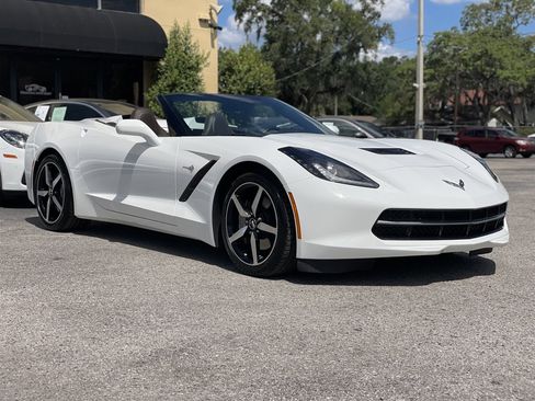Used 2015 Chevrolet Corvette Stingray Convertible w/ 3LT Preferred Equipment Group RWD image 10