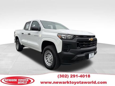 Used 2024 Chevrolet Colorado W/T w/ WT Convenience Package II image 1