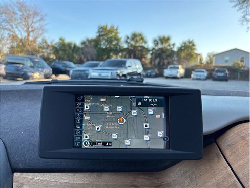 Used 2015 BMW i3 w/ Range Extender image 24