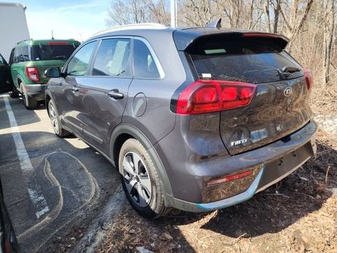 Used 2018 Kia Niro LX image 4