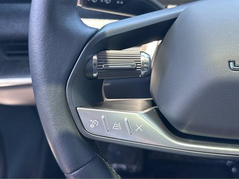 Used 2024 Lucid Air Touring AWD/4WD image 22