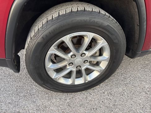 Used 2014 Jeep Grand Cherokee Limited image 22