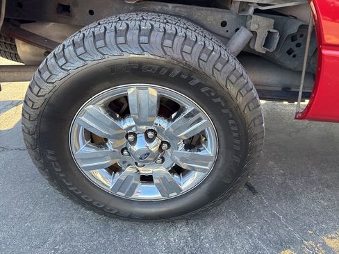 Used 2012 Ford F150 XLT w/ XLT Chrome Pkg image 18