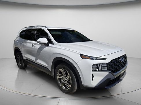 Used 2023 Hyundai Santa Fe SEL FWD image 4
