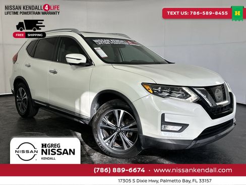 Used 2017 Nissan Rogue SL w/ SL Premium Package image 1