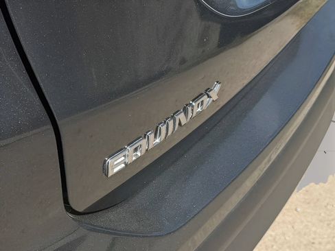 Used 2021 Chevrolet Equinox LS w/ LS Convenience Package FWD image 30