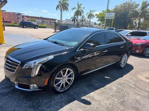 Used 2019 Cadillac XTS Luxury FWD image 2