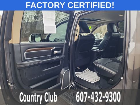 Used 2022 RAM 2500 Laramie image 26