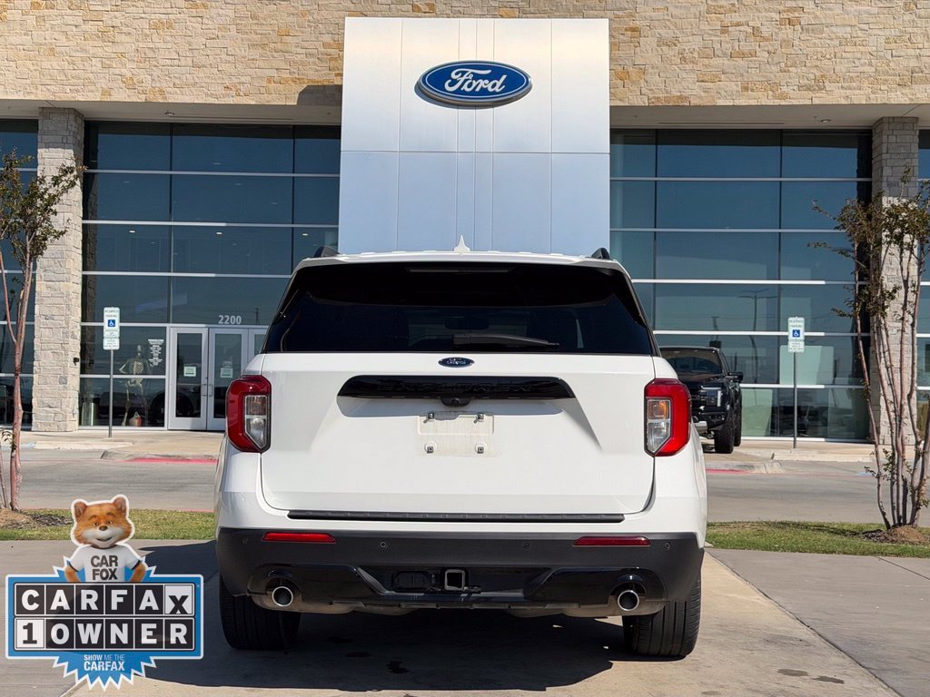 Used 2024 Ford Explorer ST-Line w/ Class IV Trailer Tow Package RWD image 21