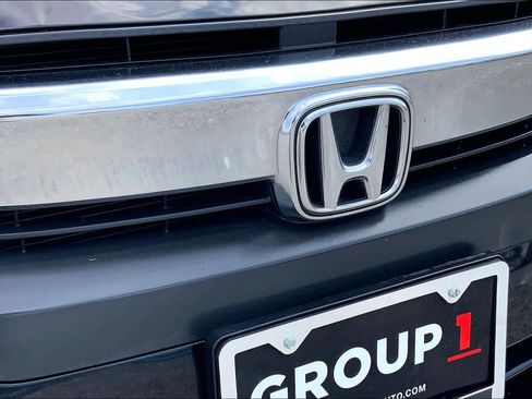 Used 2017 Honda Civic EX image 29