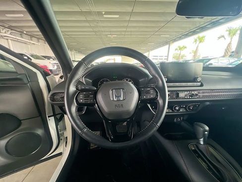 Used 2025 Honda HR-V Sport image 14