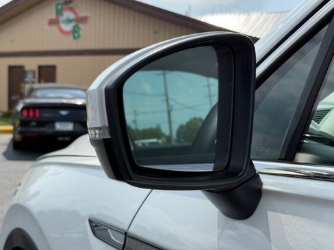 Used 2024 Volkswagen Tiguan Wolfsburg Edition image 36