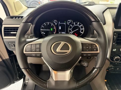 Used 2023 Lexus GX 460 Premium AWD/4WD image 16