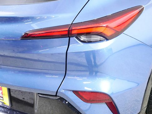 Used 2025 Buick Envista Sport Touring w/ Convenience I Package image 17