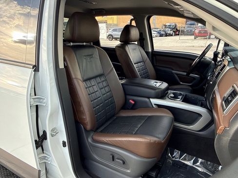 Used 2019 Nissan Titan Platinum Reserve w/ Platinum Utility Package image 32