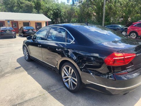 Used 2016 Volkswagen Passat 1.8T SE FWD image 30