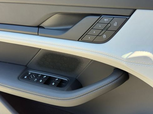 New 2026 Porsche Taycan RWD image 26