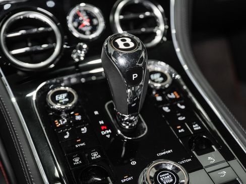 Used 2020 Bentley Continental GT image 34