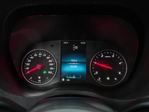 Used 2024 Mercedes-Benz Sprinter 2500 image 21