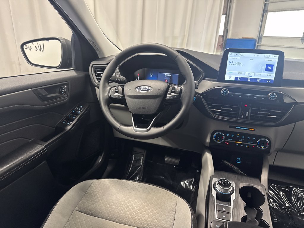Used 2023 Ford Escape Active AWD/4WD image 14