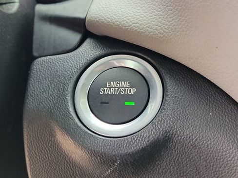 Certified 2022 Chevrolet Equinox LS AWD/4WD image 26