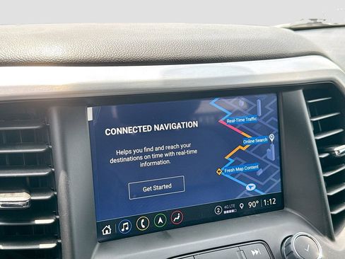 Used 2023 GMC Acadia SLT w/ Elevation Edition image 16