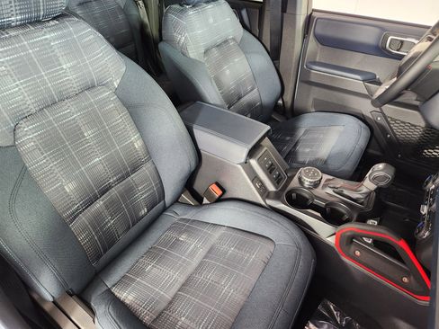 New 2025 Ford Bronco Heritage Edition image 10