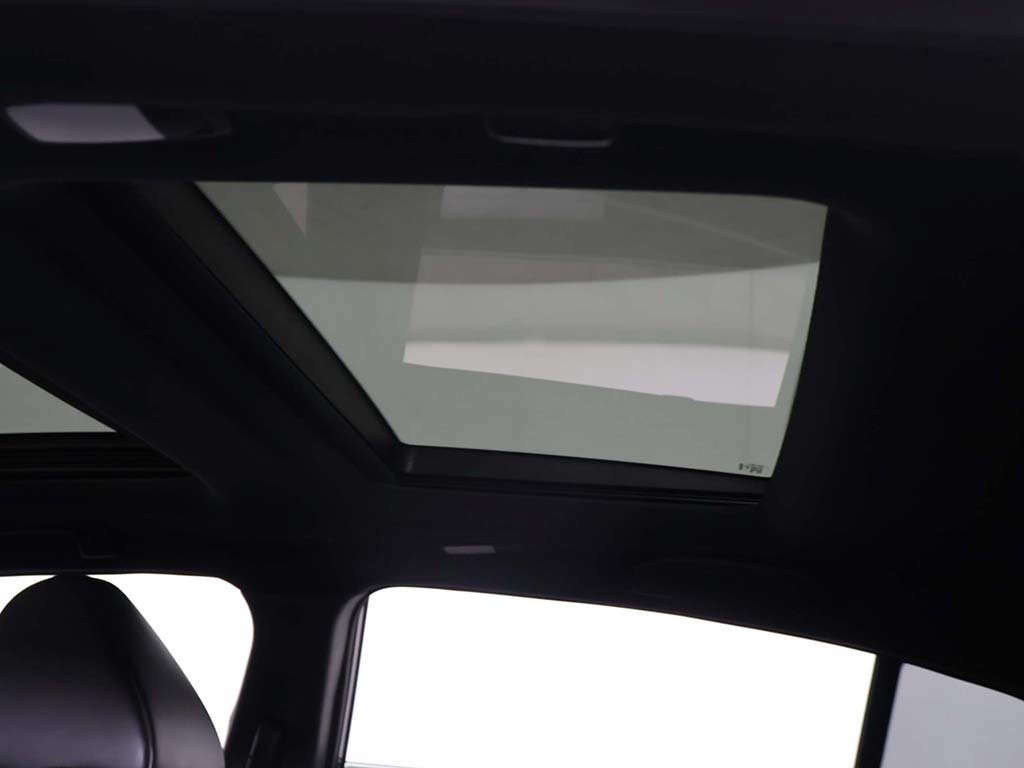 Used 2023 Nissan Maxima SR w/ Sport Mat Group FWD image 20
