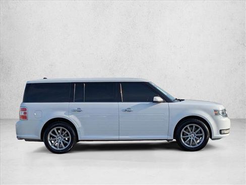 Used 2019 Ford Flex Limited image 4