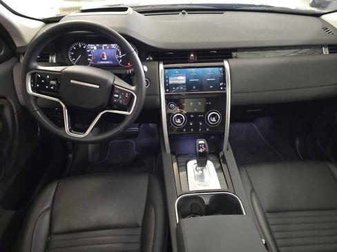 Used 2023 Land Rover Discovery Sport SE image 19