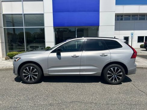 Used 2025 Volvo XC60 B5 Plus w/ Climate Package AWD/4WD image 2