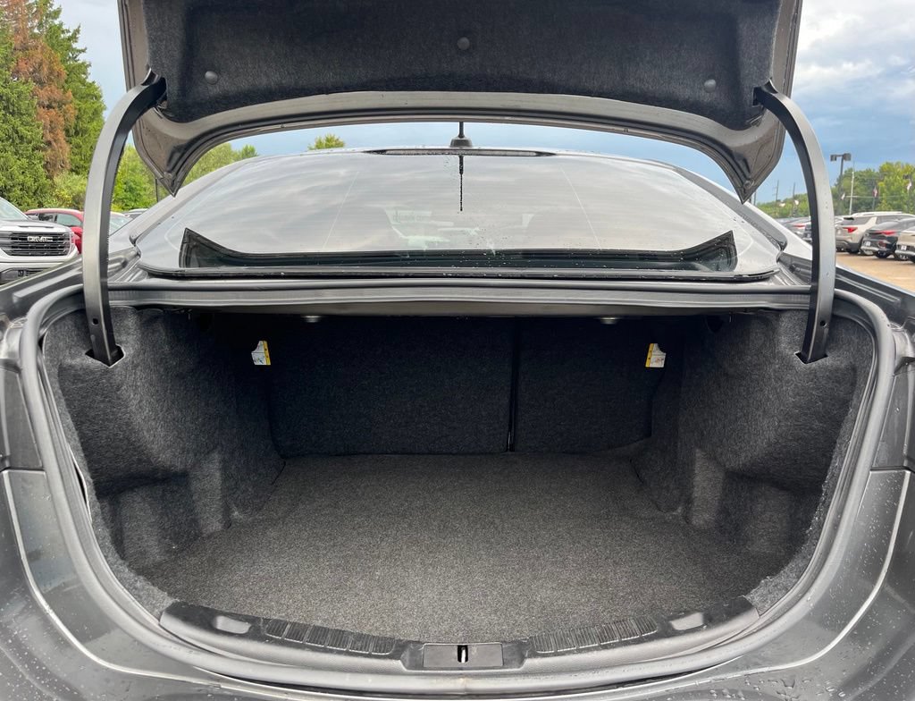 Used 2018 Ford Fusion SE w/ Fusion SE Technology Package FWD image 13