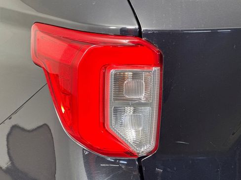 Used 2024 Ford Explorer XLT w/ Equipment Group 202A image 24