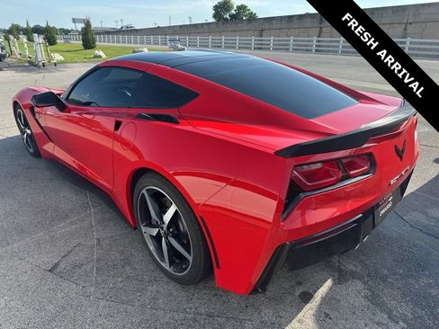 Used 2015 Chevrolet Corvette Stingray Coupe RWD image 5
