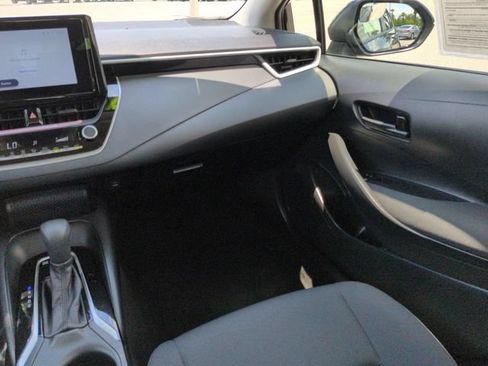Certified 2025 Toyota Corolla LE FWD image 16