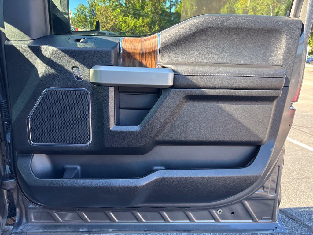 Used 2018 Ford F150 Lariat AWD/4WD image 30